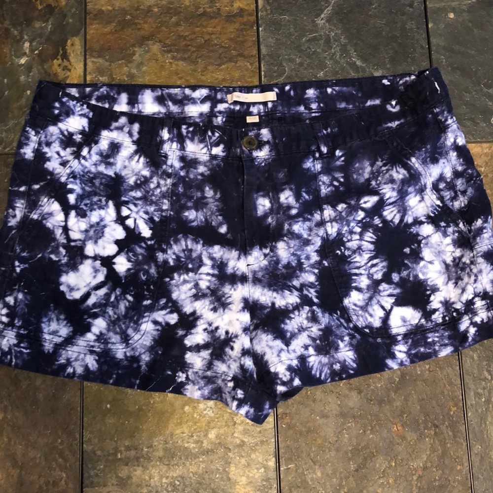 Tie dye GAP linen shorts! 💞